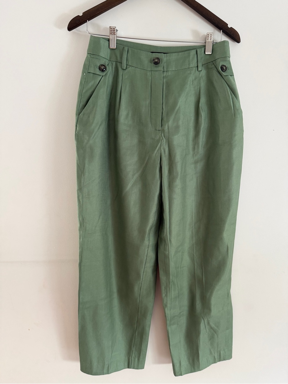 RW&CO. Sage Green Straight Leg Pleated Pants